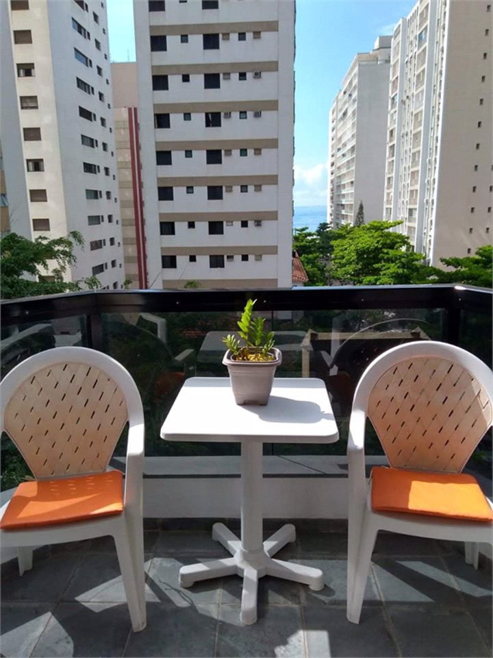 Apartamento Residencial à venda, Vila Maia, Guarujá - AP1033.