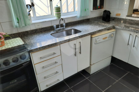 Sobrado à venda com 3 quartos, sendo 1 suíte, em Brooklin Velho, São Paulo, SP