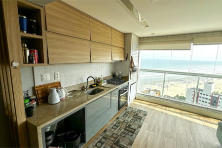 Apartamento à venda com 2 quartos, sendo 1 suíte,  em Boqueirão, Praia Grande, SP