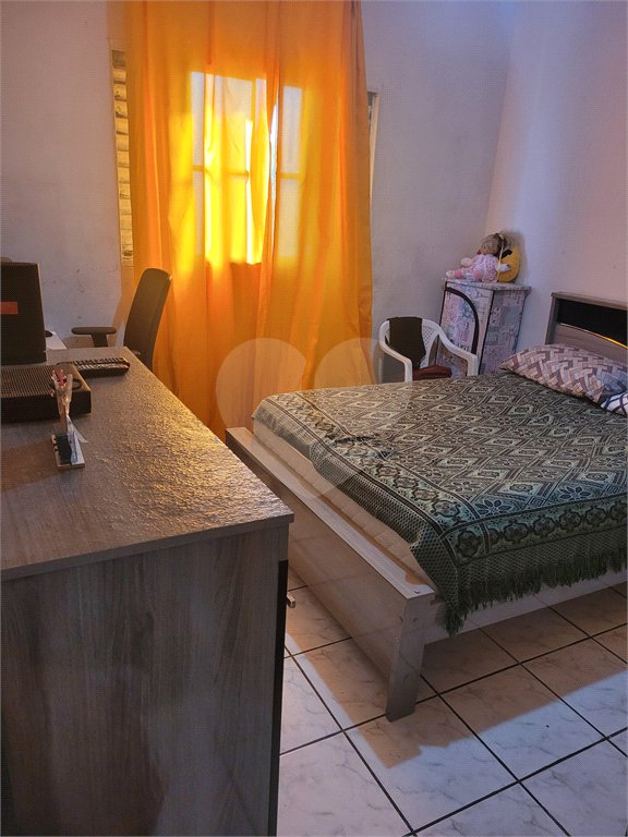Casa à venda com 2 quartos em Vila Caputera, Mogi das Cruzes, SP