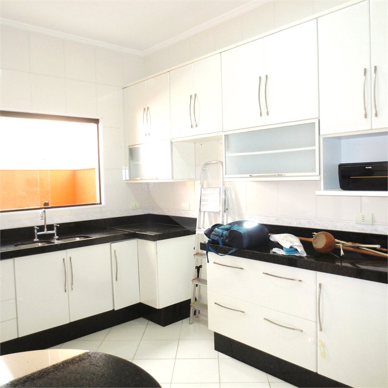 Casa à venda com 2 quartos, sendo 1 suíte,  no condomínio Tucury, São Paulo - SP