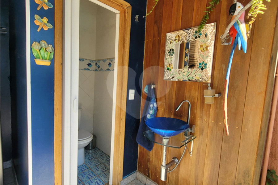 Sobrado à venda com 4 suítes em Rancho Grande, Mairiporã, SP