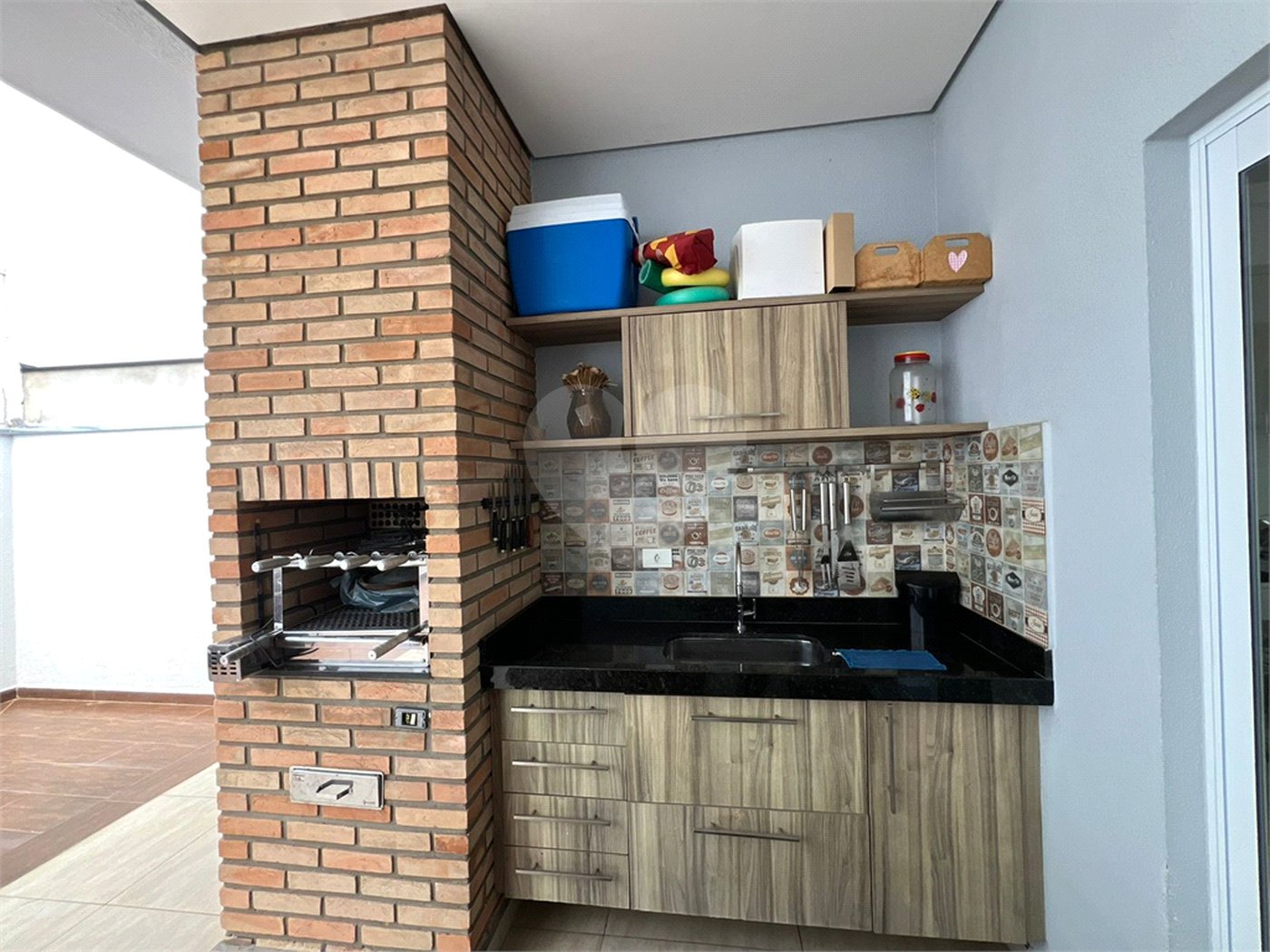 Casa à venda com 3 quartos, sendo 1 suíte,  no condomínio Golden Park Residence, Sorocaba - SP