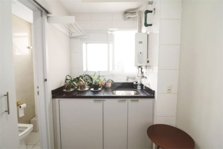 Apartamento à venda com 3 quartos, sendo 1 suíte,  em Vila Dom Pedro II, São Paulo, SP
