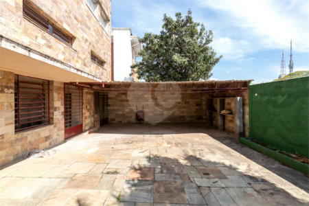 Casa à venda com 4 quartos, sendo 2 suítes, em Perdizes, São Paulo, SP