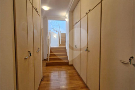 Casa à venda com 4 suítes no condomínio Estância Marambaia, Vinhedo - SP