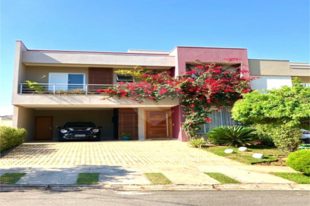 Casa à venda com 4 quartos, sendo 3 suítes, no condomínio Residencial Terra Nobre, Indaiatuba - SP