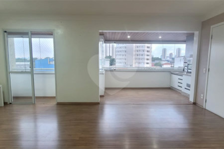 Apartamento à venda com 3 suítes no Centro, Santo André, SP