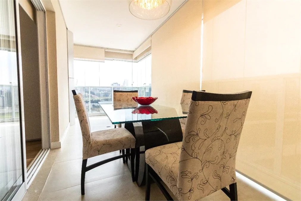 Apartamento à venda ou para alugar com 2 quartos, sendo 1 suíte,  em Vila Gertrudes, São Paulo, SP