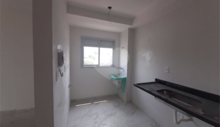Apartamento à venda com 2 quartos, sendo 1 suíte,  em Parada Inglesa, São Paulo, SP