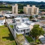 Casa à venda com 3 suítes no condomínio Via Castelli, Louveira - SP