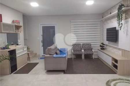Casa à venda com 3 quartos, sendo 1 suíte,  no condomínio Jardim Park Real, Indaiatuba - SP