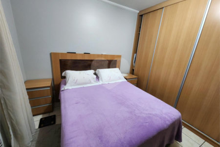 Sobrado à venda com 3 quartos, sendo 1 suíte,  em Jardim Ana Maria, São Paulo, SP