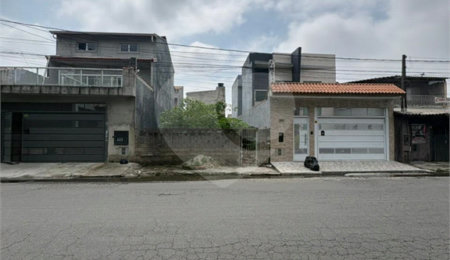Terreno à venda em Jardim Quaresmeira, Suzano, SP