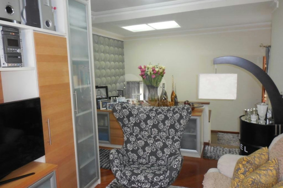 Casa à venda com 3 suítes no condomínio Itatinga I, São Paulo - SP