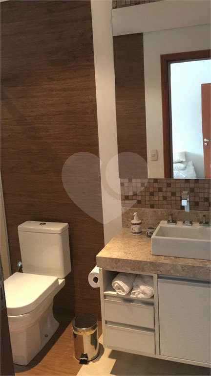 Casa à venda com 5 suítes no condomínio Village Ipanema 1, Araçoiaba da Serra - SP
