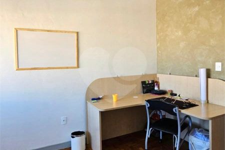 Casa à venda com 2 quartos no Centro, Itapetininga, SP