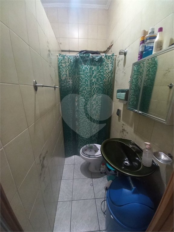 Sobrado à venda com 3 quartos em Vila Paiva, São Paulo, SP