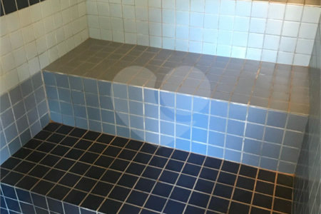Casa à venda com 5 quartos, sendo 2 suítes,  em Jardim Maristela, Atibaia, SP
