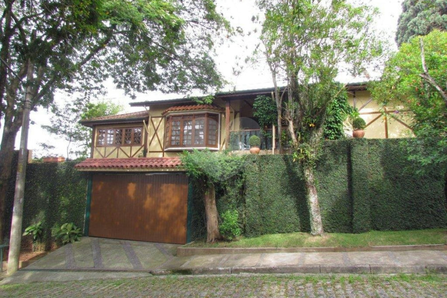 Casa Térrea à venda com 3 quartos, sendo 1 suíte, em Horto Florestal, São Paulo, SP