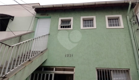 Sobrado à venda com 8 quartos, sendo 3 suítes,  em Tucuruvi, São Paulo, SP