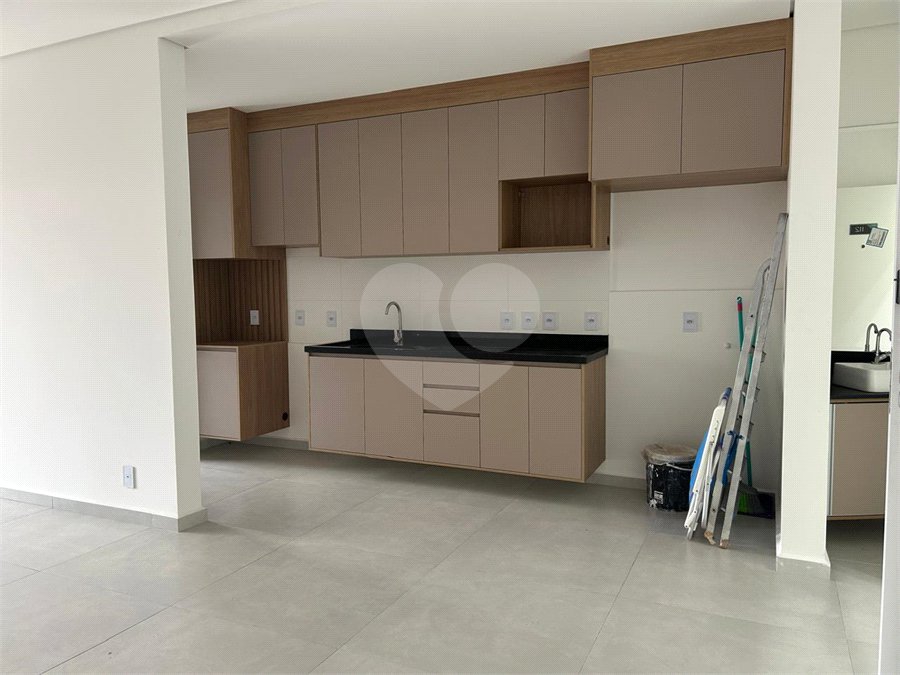 Apartamento à venda ou para alugar com 3 suítes em Vila Lucy, Sorocaba, SP