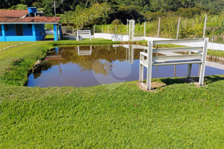 Chácara à venda com 3 quartos, sendo 1 suíte, em Moinho, Nazaré Paulista, SP