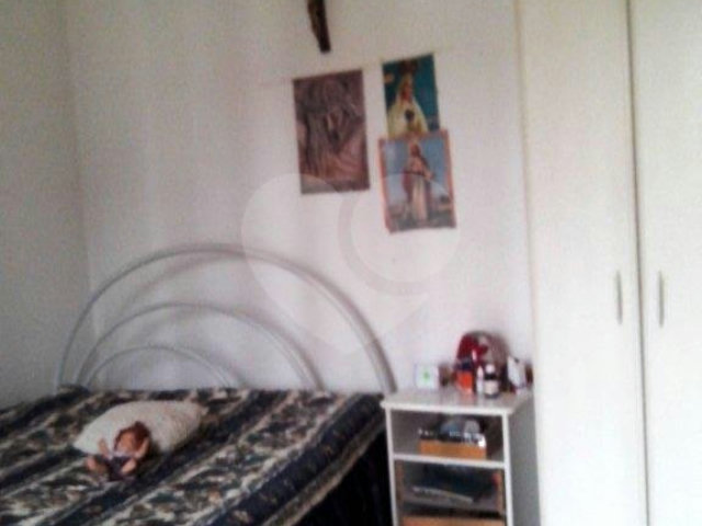 Sobrado à venda com 2 quartos em Horto, São Paulo, SP