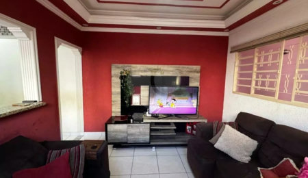 Casa à venda com 3 quartos, sendo 1 suíte,  em Vila Maria Isabel, Itapetininga, SP