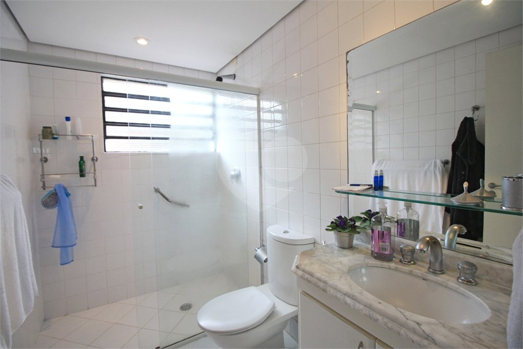 Sobrado à venda com 3 quartos, sendo 1 suíte, em Butantã, São Paulo, SP