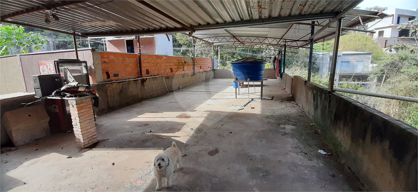 Sobrado à venda com 3 quartos, sendo 1 suíte, em Serra da Cantareira, Mairiporã, SP