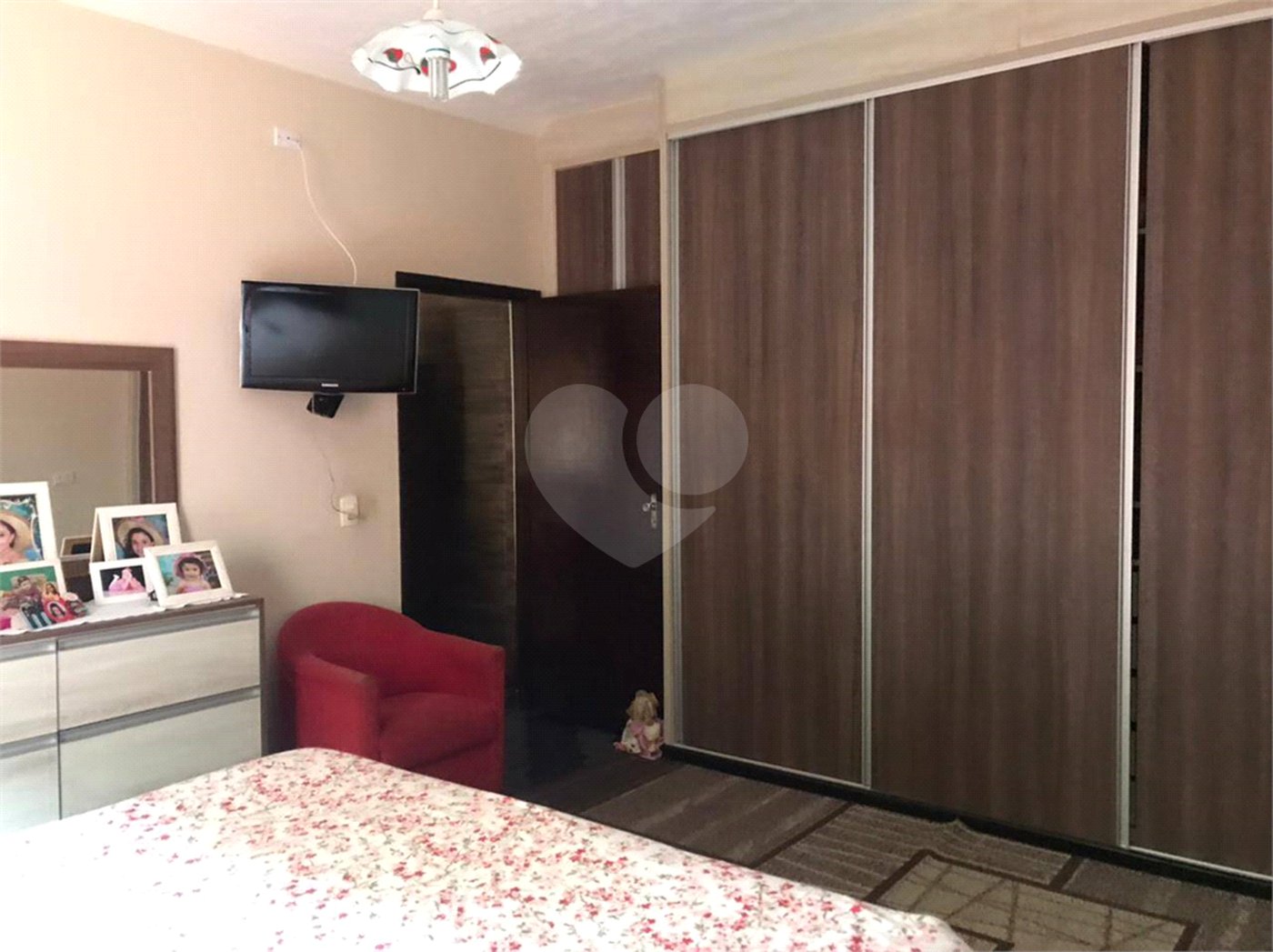 Casa à venda com 3 quartos, sendo 1 suíte, em Cidade Kemel, Poá, SP