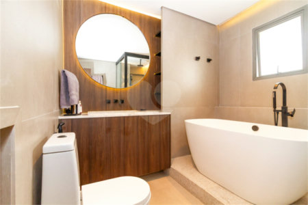 Apartamento à venda com 3 quartos, sendo 1 suíte, em Vila Mariana, São Paulo, SP