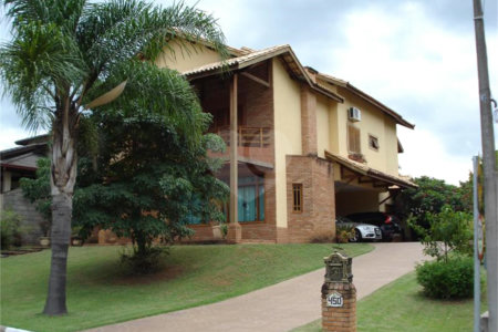 Casa à venda com 3 suítes no condomínio Fazenda Imperial, Sorocaba - SP