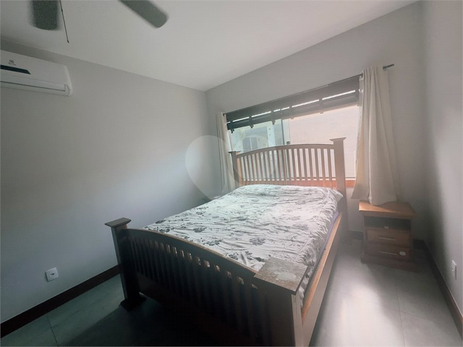 Casa em condomínio à venda com 4 quartos, sendo 2 suítes,  em Caravelas, Armação dos Búzios, RJ