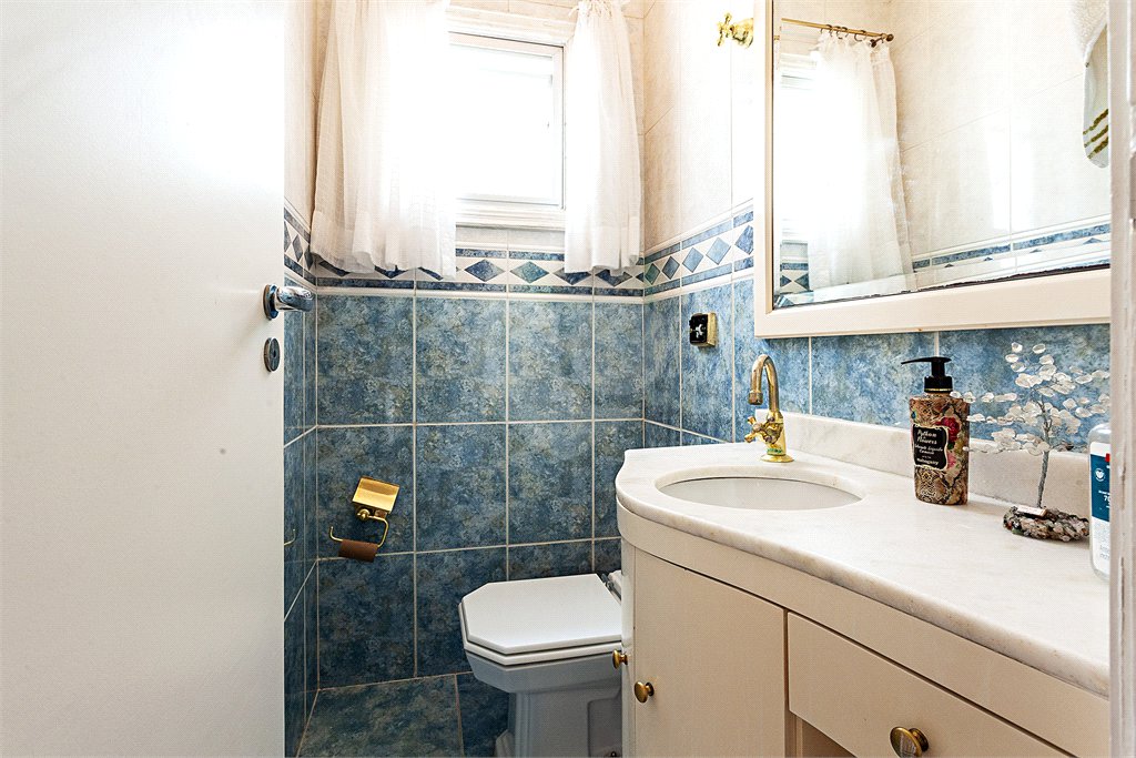 Apartamento à venda com 4 quartos, sendo 1 suíte, em Jardim Marajoara, São Paulo, SP