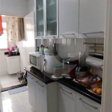 Apartamento à venda com 3 quartos em Vila Antonieta, São Paulo, SP