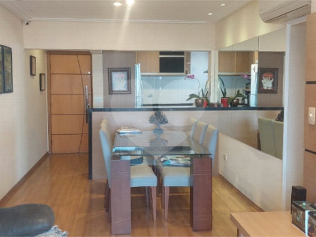 Apartamento à venda com 3 quartos, sendo 1 suíte,  em Vila Guilherme, São Paulo, SP