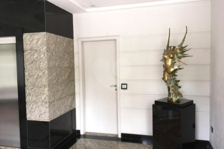 Apartamento à venda com 4 quartos, sendo 2 suítes,  em Vila Andrade, São Paulo, SP