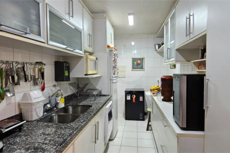 Apartamento à venda com 3 quartos, sendo 2 suítes, em Pinheiros, São Paulo, SP
