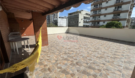 Cobertura à venda com 3 quartos, sendo 1 suíte,  em Tijuca, Rio de Janeiro, RJ