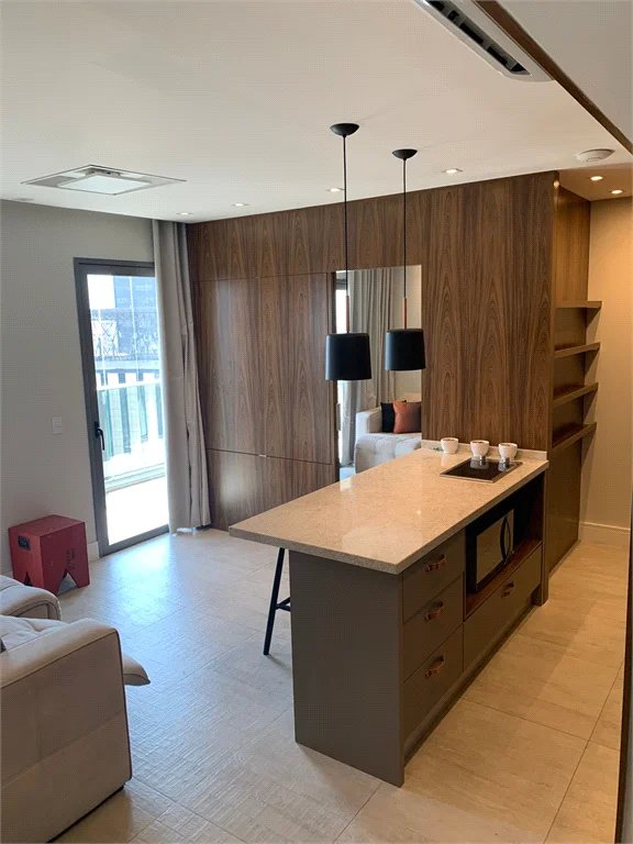 Apartamento para alugar com 2 suítes em Pinheiros, São Paulo, SP
