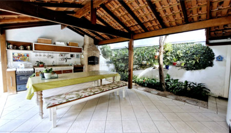 Casa à venda com 4 suítes em Alto da Boa Vista, São Paulo, SP