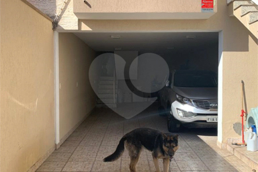 Sobrado à venda com 3 suítes em Parada Inglesa, São Paulo, SP