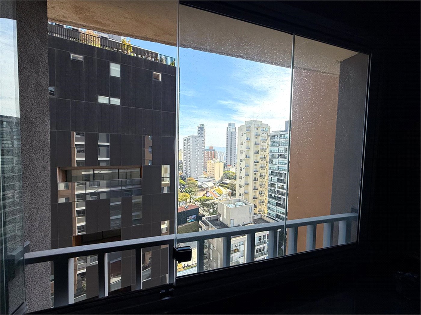 Apartamento à venda com 3 suítes em Sumarezinho, São Paulo, SP