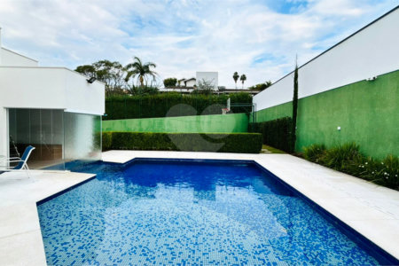 Casa à venda com 4 suítes no condomínio Dos Lagos, Itupeva - SP