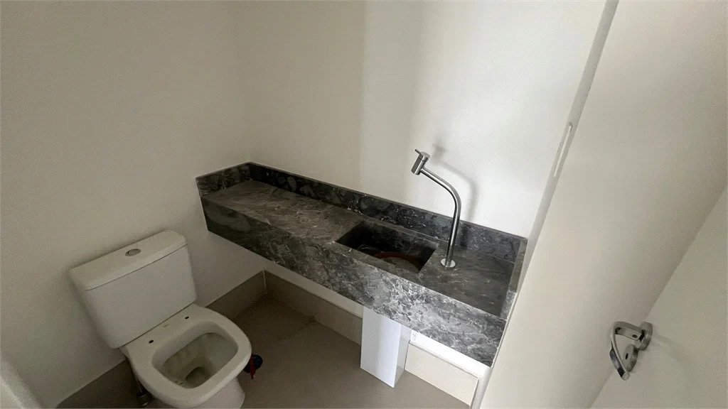 Apartamento à venda com 2 suítes em Pinheiros, São Paulo, SP