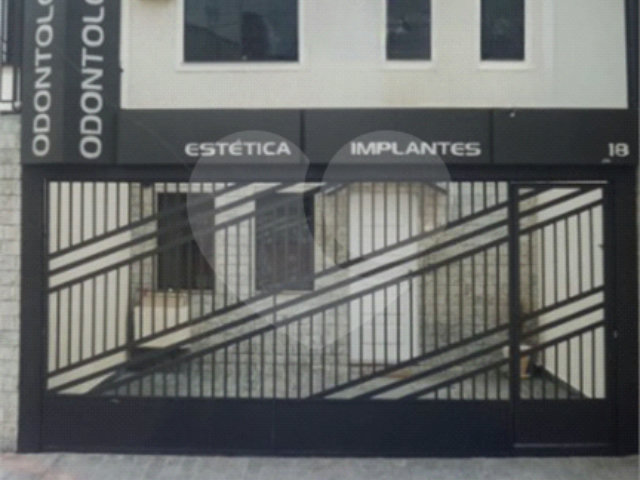 Casa para alugar com 3 quartos no condomínio Diva da Silva, São Paulo - SP