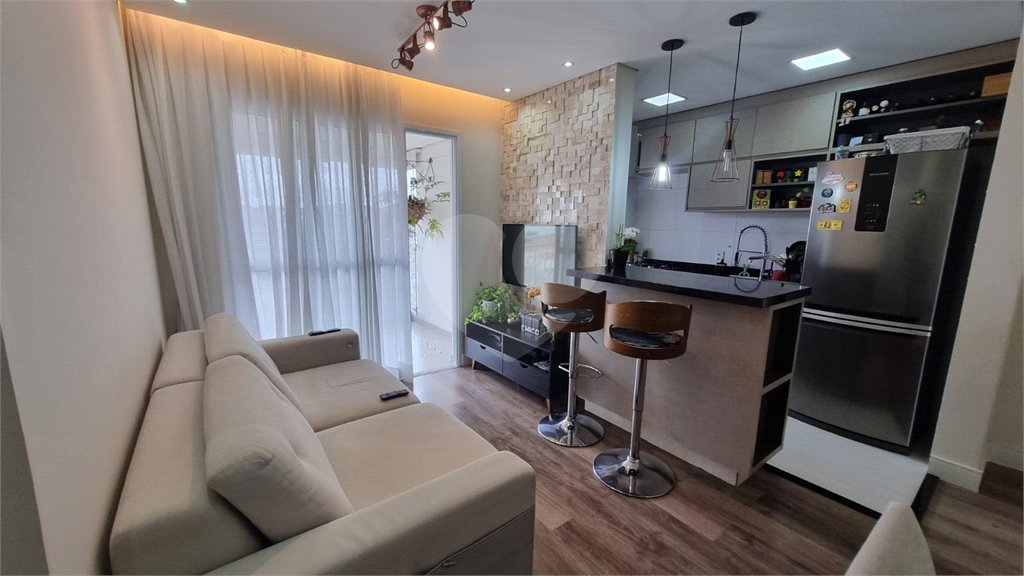 Apartamento à venda com 3 quartos, sendo 1 suíte,  em Chácara São João, São Paulo, SP