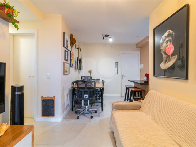 Apartamento à venda com 2 quartos, sendo 1 suíte,  em Santo Amaro, São Paulo, SP